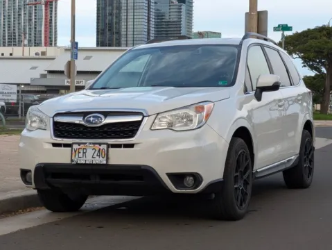 White 2016 Subaru Forester 2.5i Touring for sale in Honolulu, HI