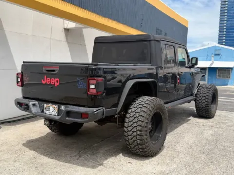 More photos of 2020 Jeep Gladiator Sport at Aloha Auto Depot LLC., HI