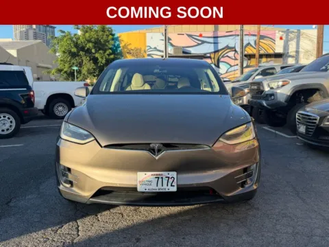 Photos of 2016 Tesla Model X 90D for sale in Honolulu, HI at Aloha Auto Depot LLC.