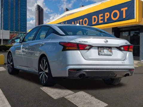 Another view of 2021 Nissan Altima 2.5 SR for sale in Honolulu, HI at Aloha Auto Depot LLC.