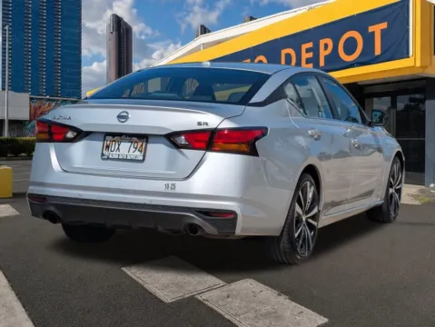 More photos of 2021 Nissan Altima 2.5 SR at Aloha Auto Depot LLC., HI
