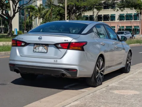 More photos of 2021 Nissan Altima 2.5 SR at Aloha Auto Depot LLC., HI