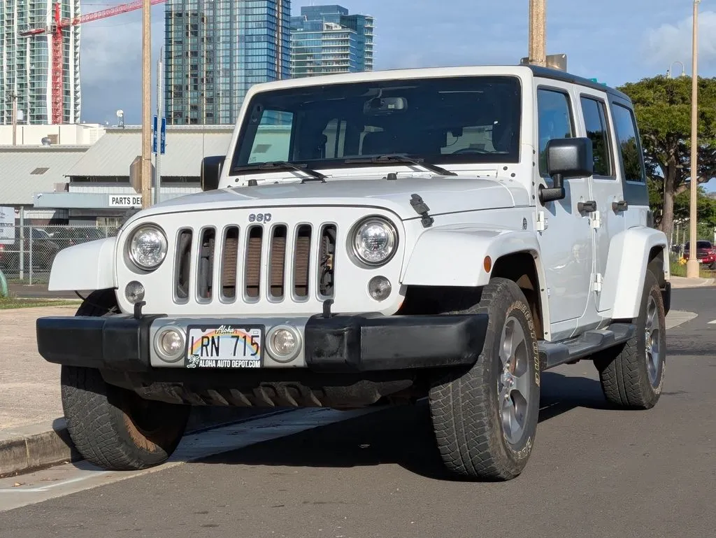White 2017 Jeep Wrangler Unlimited Sahara for sale in Honolulu, HI
