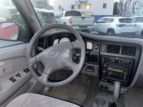 More photos of 2004 Toyota Tacoma PreRunner at Aloha Auto Depot LLC., HI