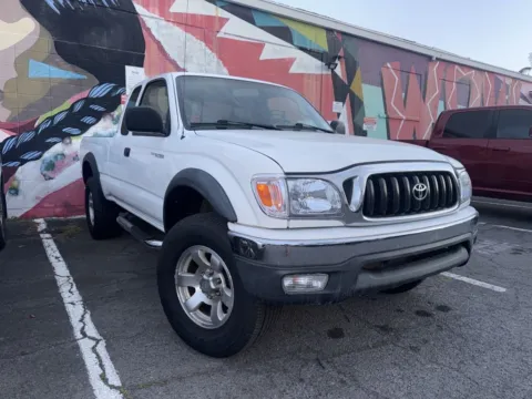 Another view of 2004 Toyota Tacoma PreRunner for sale in Honolulu, HI at Aloha Auto Depot LLC.