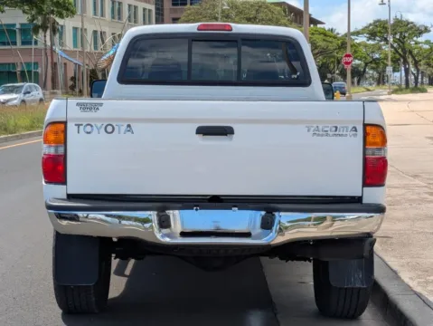 More photos of 2004 Toyota Tacoma PreRunner at Aloha Auto Depot LLC., HI