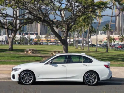 Photos of 2020 BMW 3 Series M340i xDrive for sale in Honolulu, HI at Aloha Auto Depot LLC.