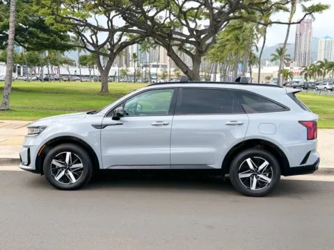 Photos of 2023 Kia Sorento EX for sale in Honolulu, HI at Aloha Auto Depot LLC.
