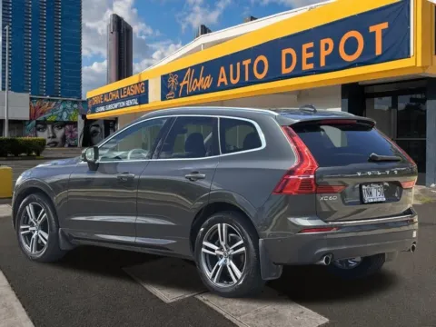 Another view of 2018 Volvo XC60 T6 Momentum for sale in Honolulu, HI at Aloha Auto Depot LLC.