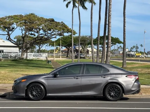 Photos of 2019 Toyota Camry Hybrid LE for sale in Honolulu, HI at Aloha Auto Depot LLC.