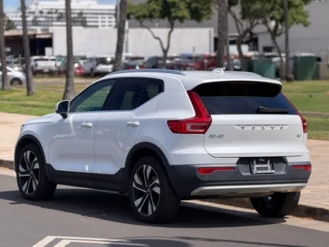 Another view of 2023 Volvo XC40 B4 Plus Bright Theme for sale in Honolulu, HI at Aloha Auto Depot LLC.