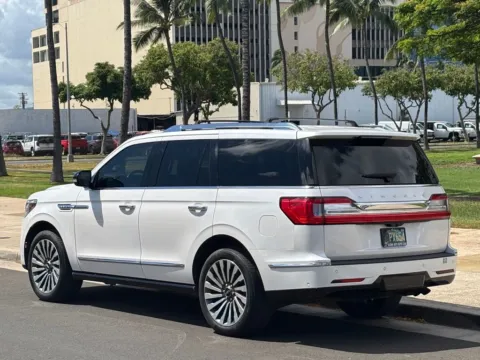 Another view of 2019 Lincoln Navigator Reserve for sale in Honolulu, HI at Aloha Auto Depot LLC.