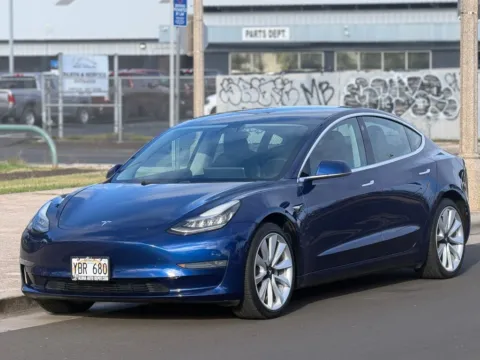 Blue 2019 Tesla Model 3 Standard Range Plus for sale in Honolulu, HI