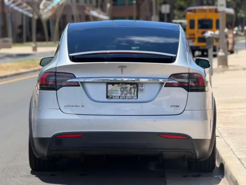 More photos of 2017 Tesla Model X 90D at Aloha Auto Depot LLC., HI
