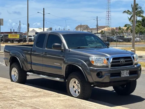 More photos of 2010 Toyota Tacoma PreRunner at Aloha Auto Depot LLC., HI
