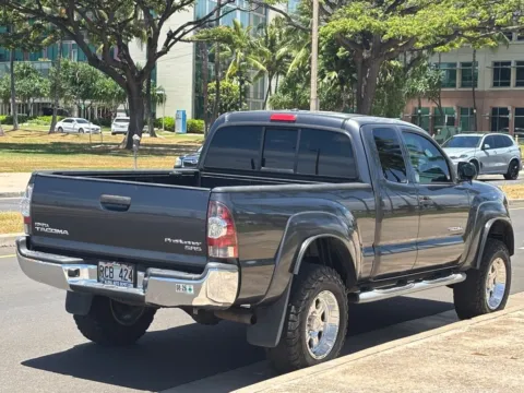 More photos of 2010 Toyota Tacoma PreRunner at Aloha Auto Depot LLC., HI