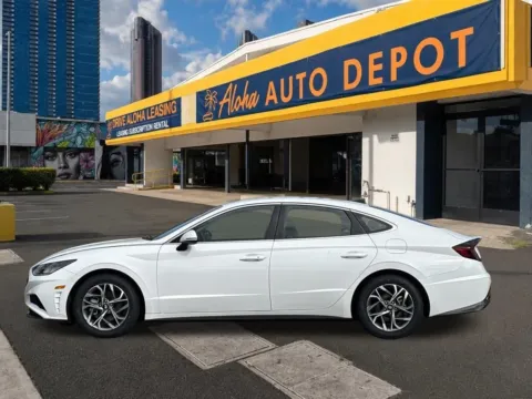 Photos of 2023 Hyundai Sonata SEL for sale in Honolulu, HI at Aloha Auto Depot LLC.