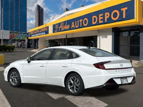 Another view of 2023 Hyundai Sonata SEL for sale in Honolulu, HI at Aloha Auto Depot LLC.