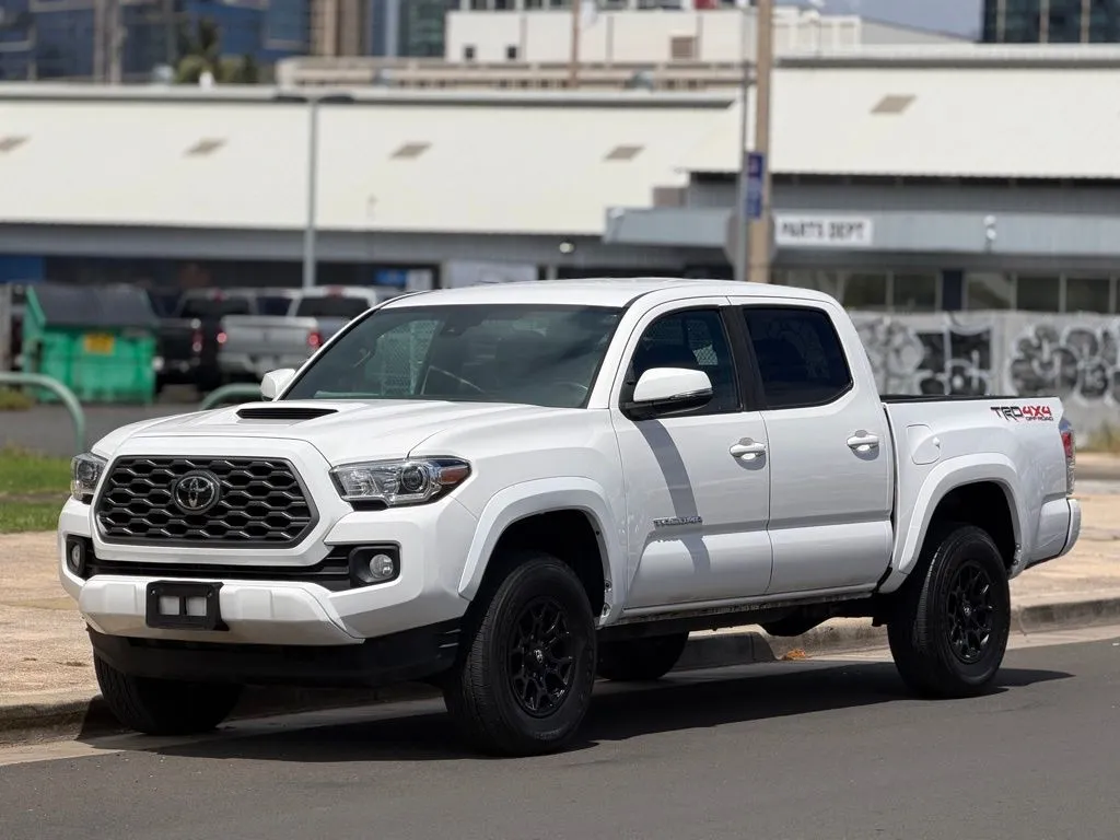 White 2021 Toyota Tacoma TRD Sport for sale in Honolulu, HI