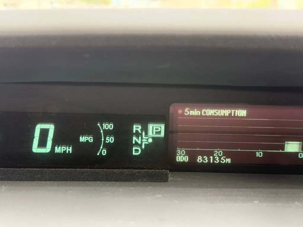 2013 Toyota Prius One - Photo 19