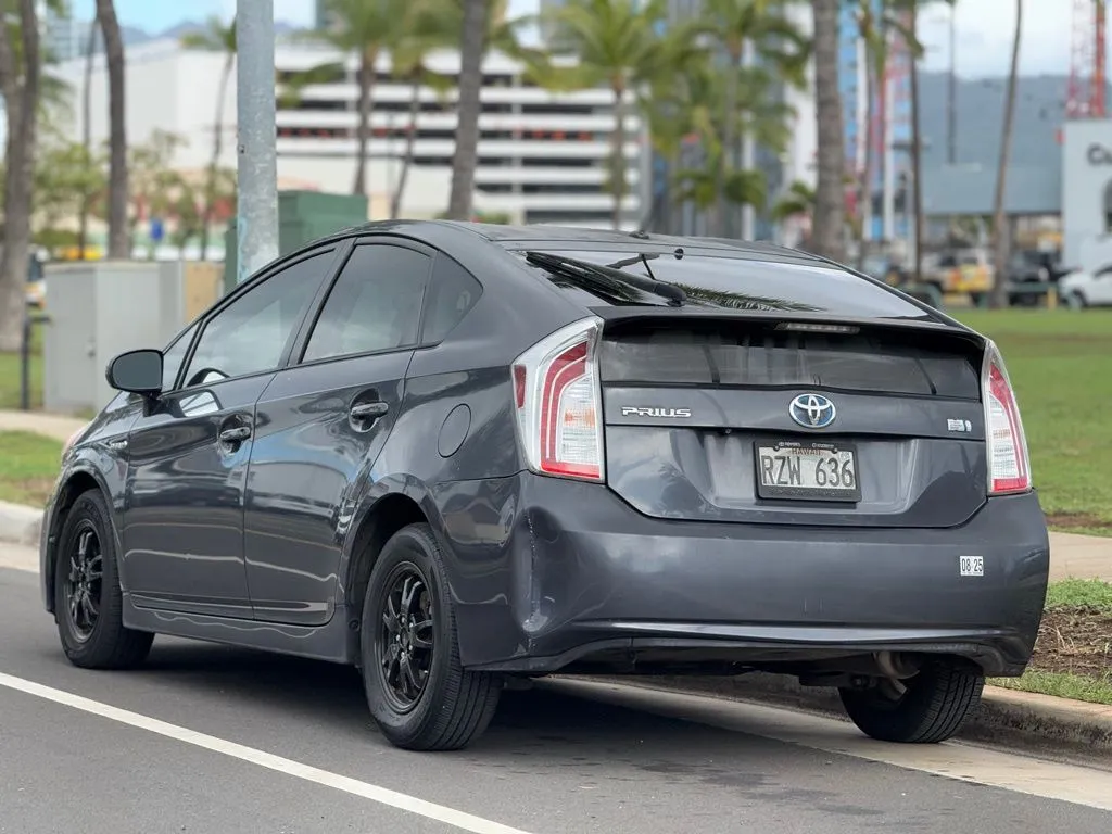 2013 Toyota Prius One - Photo 3