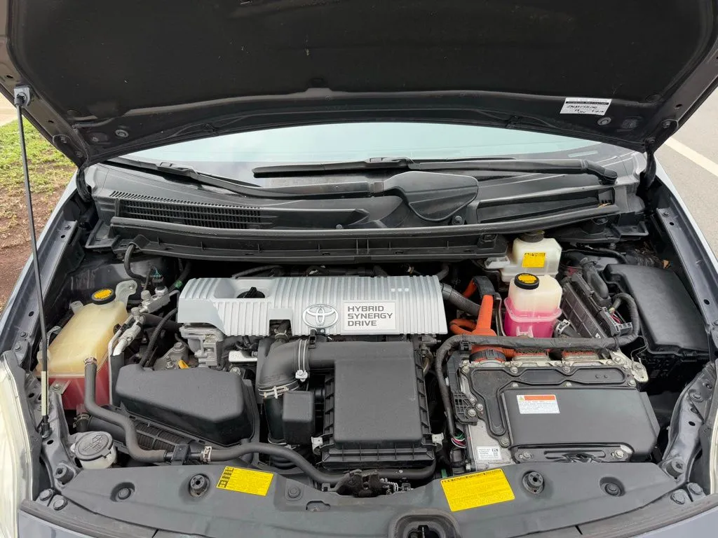 2013 Toyota Prius One - Photo 20