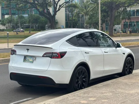 More photos of 2021 Tesla Model Y Standard Range at Aloha Auto Depot LLC., HI