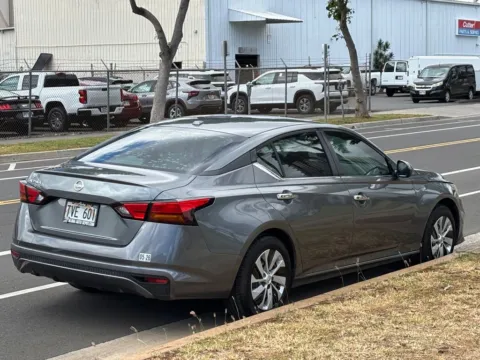 More photos of 2019 Nissan Altima 2.5 S at Aloha Auto Depot LLC., HI