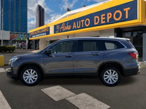 Photos of 2019 Honda Pilot LX for sale in Honolulu, HI at Aloha Auto Depot LLC.