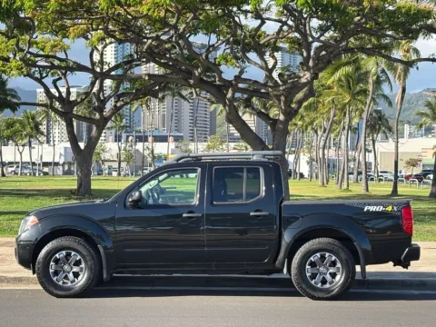 Photos of 2020 Nissan Frontier PRO-4X for sale in Honolulu, HI at Aloha Auto Depot LLC.