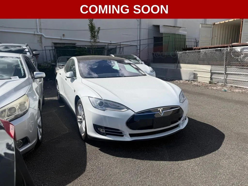 2015 Tesla Model S 85D's photo