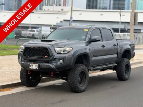 Gray 2017 Toyota Tacoma TRD Off-Road for sale in Honolulu, HI