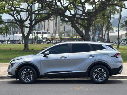 Photos of 2024 Kia Niro EX Touring for sale in Honolulu, HI at Aloha Auto Depot LLC.