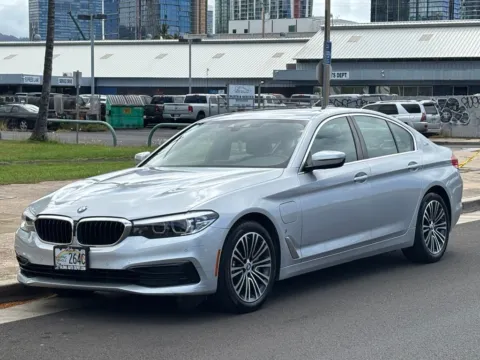 Silver 2019 BMW 5 Series 530e iPerformance for sale in Honolulu, HI