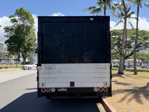 More photos of 2014 ISUZU BOX TRUCK at Aloha Auto Depot LLC., HI
