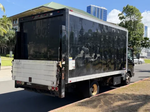 More photos of 2014 ISUZU BOX TRUCK at Aloha Auto Depot LLC., HI