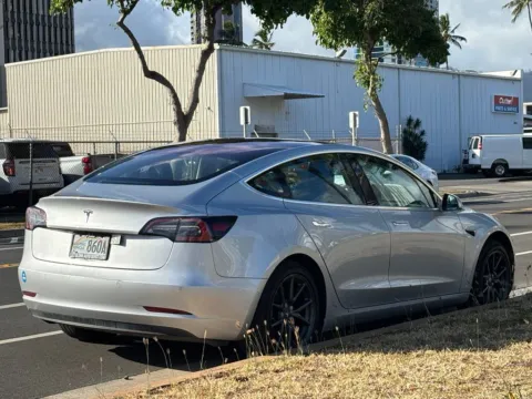 More photos of 2018 Tesla Model 3 Mid Range at Aloha Auto Depot LLC., HI