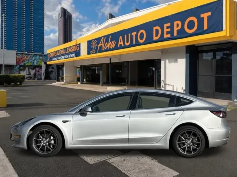 Photos of 2018 Tesla Model 3 Mid Range for sale in Honolulu, HI at Aloha Auto Depot LLC.