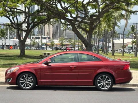 Photos of 2013 Volvo C70 T5 for sale in Honolulu, HI at Aloha Auto Depot LLC.