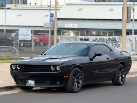 Black 2020 Dodge Challenger SXT for sale in Honolulu, HI
