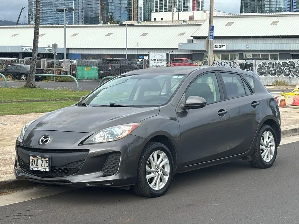 Gray 2013 Mazda Mazda3 i Touring for sale in Honolulu, HI