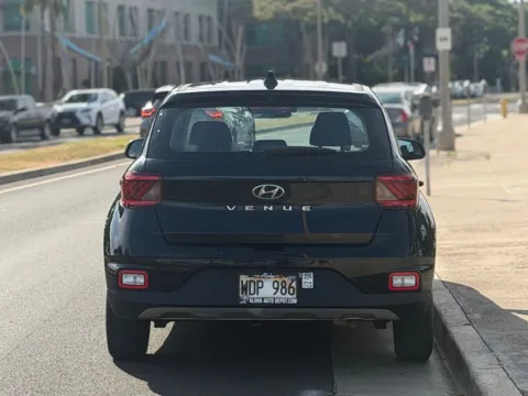 More photos of 2020 Hyundai Venue SE at Aloha Auto Depot LLC., HI