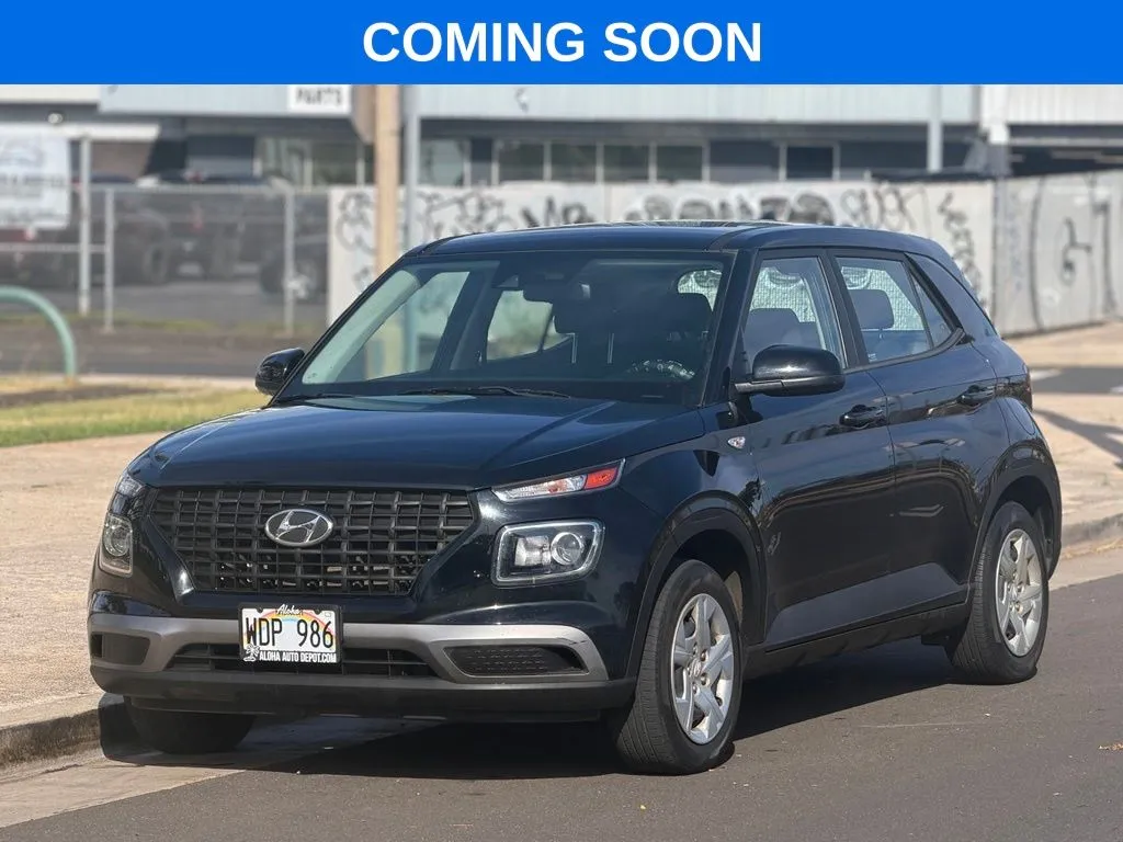 Black 2020 Hyundai Venue SE for sale in Honolulu, HI