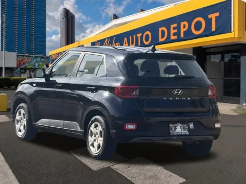 Another view of 2020 Hyundai Venue SE for sale in Honolulu, HI at Aloha Auto Depot LLC.