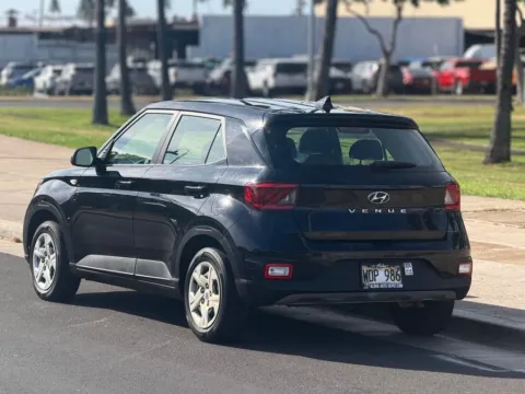 Another view of 2020 Hyundai Venue SE for sale in Honolulu, HI at Aloha Auto Depot LLC.