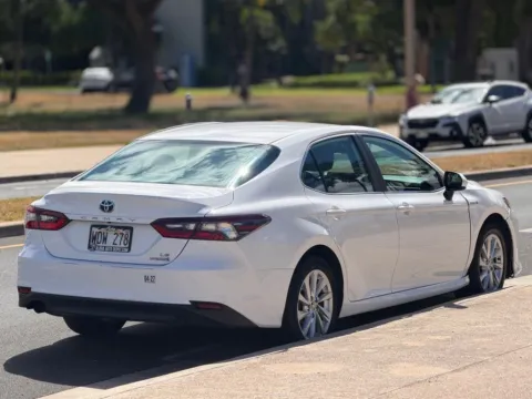 More photos of 2021 Toyota Camry Hybrid LE at Aloha Auto Depot LLC., HI