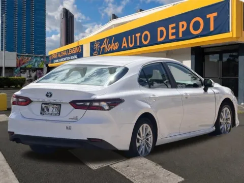 More photos of 2021 Toyota Camry Hybrid LE at Aloha Auto Depot LLC., HI