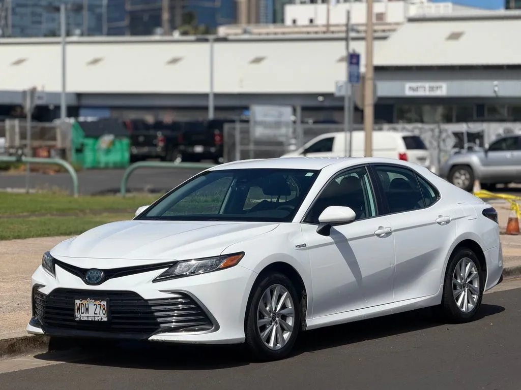 Unknown 2021 Toyota Camry Hybrid LE for sale in Honolulu, HI