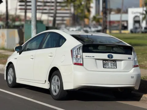 Another view of 2011 Toyota Prius Three for sale in Honolulu, HI at Aloha Auto Depot LLC.