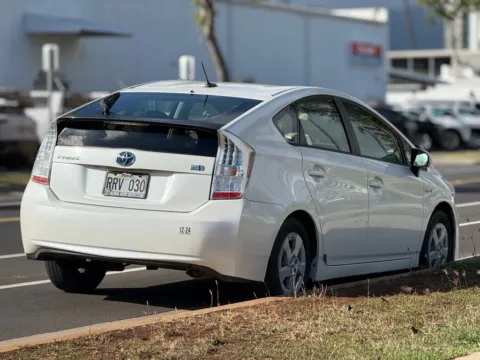 More photos of 2011 Toyota Prius Three at Aloha Auto Depot LLC., HI
